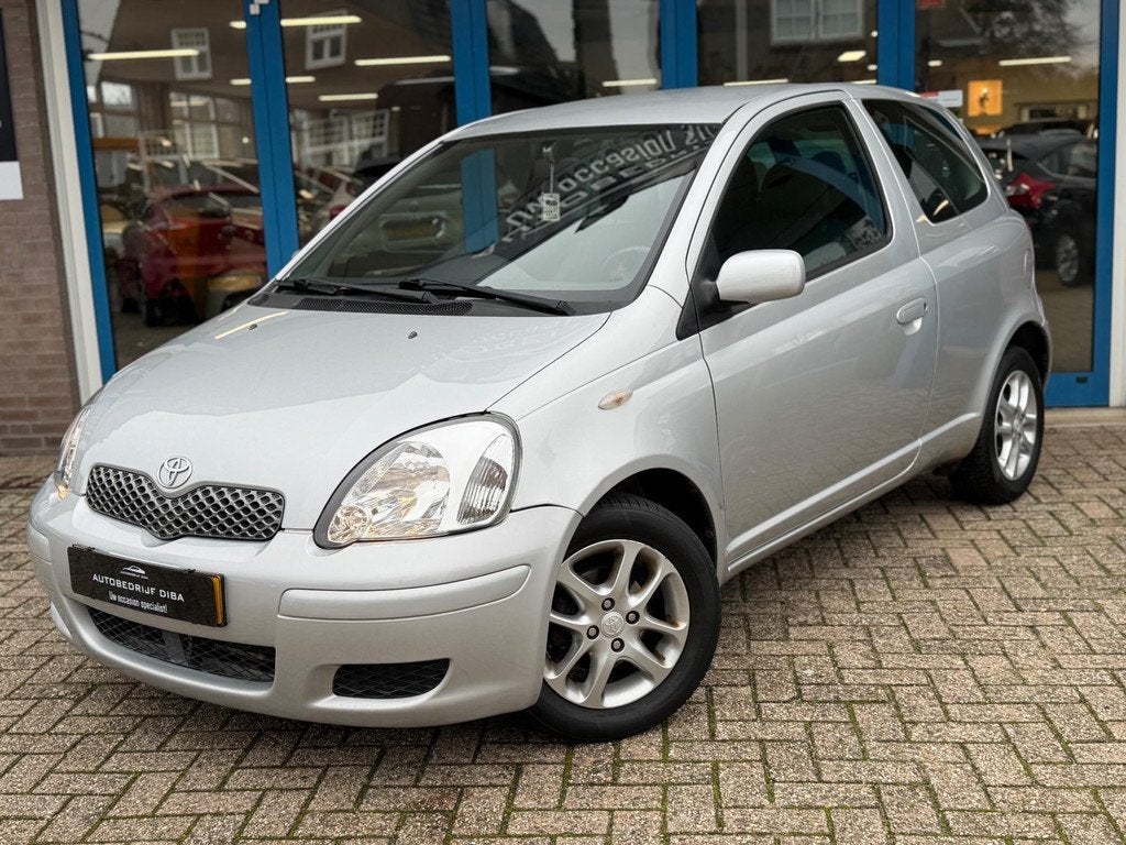 Toyota Yaris 1.3 VVT-i Sol 2003 Grijs AUT AIRCO NAP NAP, Auto's, Toyota, Stof, Gebruikt, 4 cilinders, 400 kg