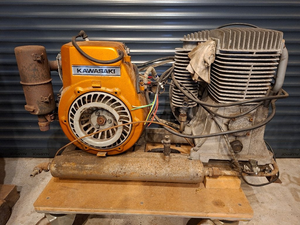 Te koop benzinecompressor, Gebruikt, Mobiel, 6 tot 10 bar, 100 liter of meer