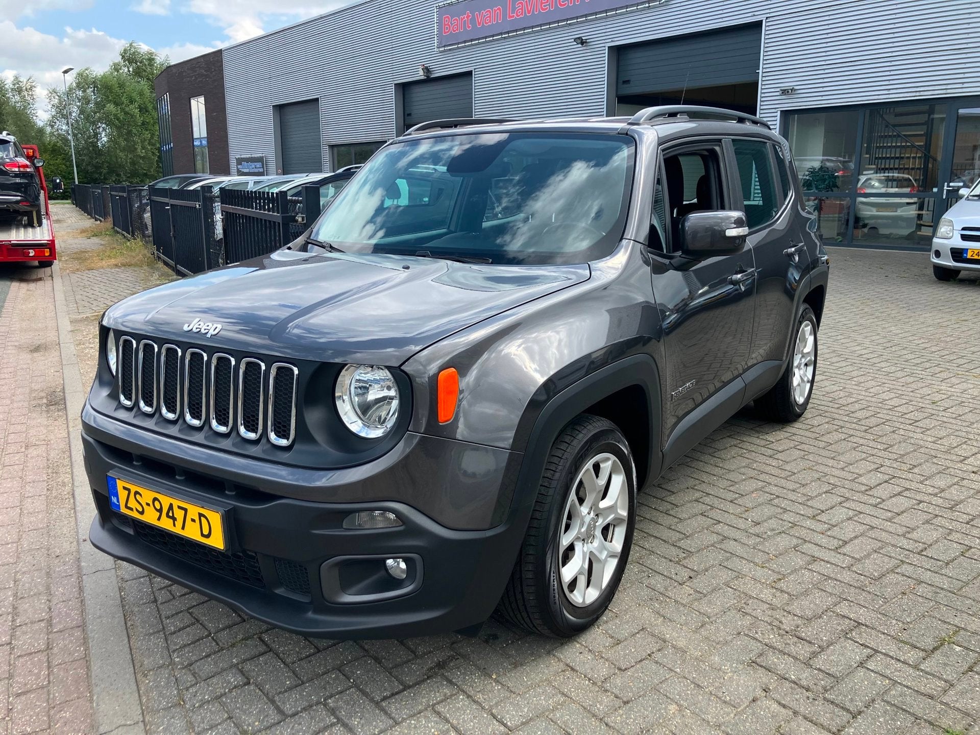 Jeep Renegade 1.4 MultiAir Longitude, Auto's, Voorwielaandrijving, Gebruikt, 4 cilinders, 400 kg