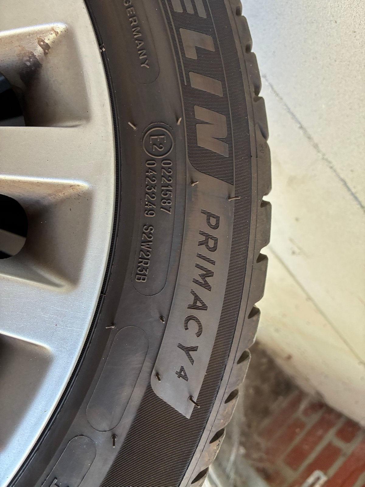 Fiat 500 velgen met Michelin Primacy banden 185/55 R15, Ophalen, Gebruikt, 15 inch, Banden en Velgen