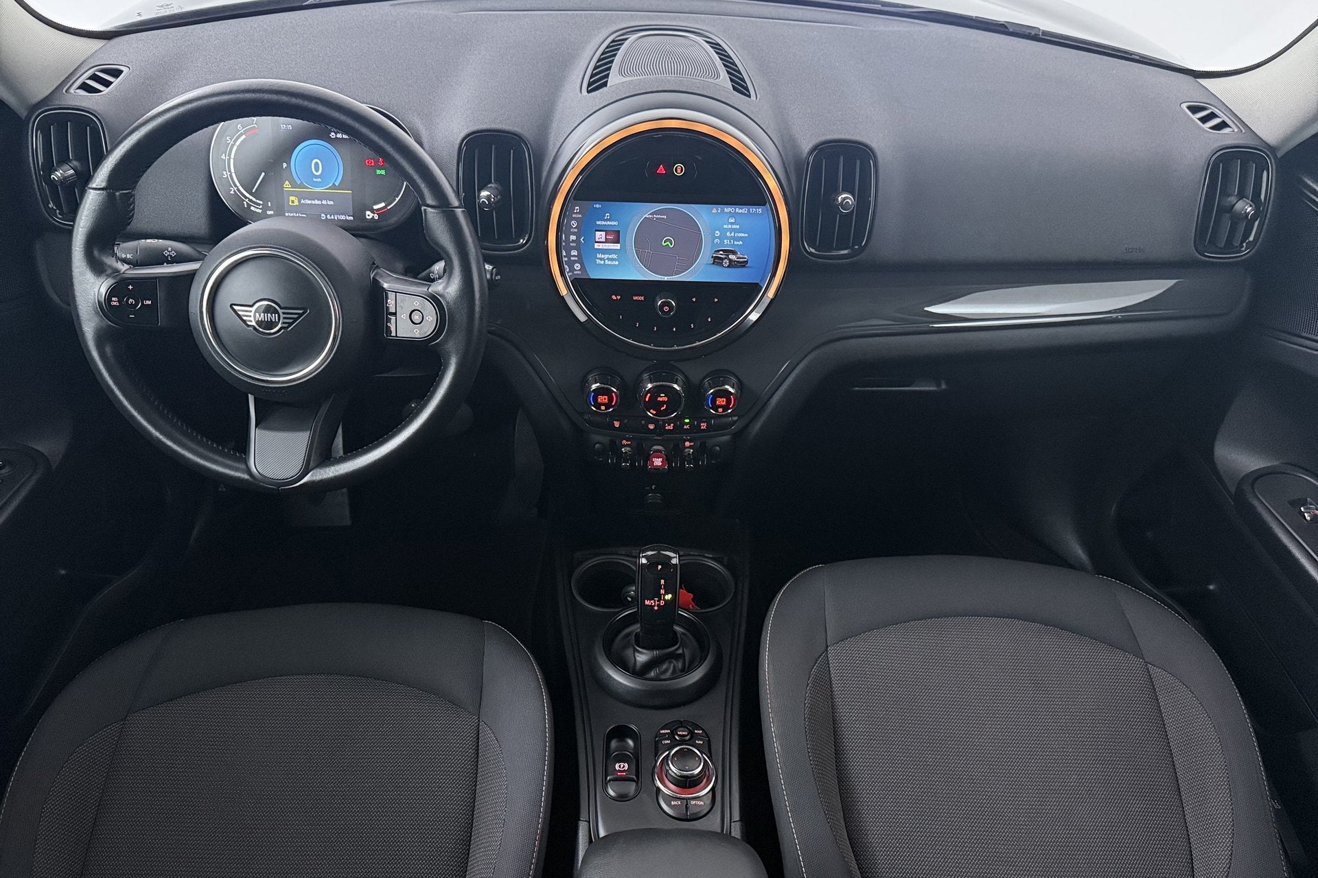 Mini Countryman 1.5 One Essential (NAVIGATIE, CARPLAY, PDC,, 745 kg, Stof, Gebruikt, 19 km/l
