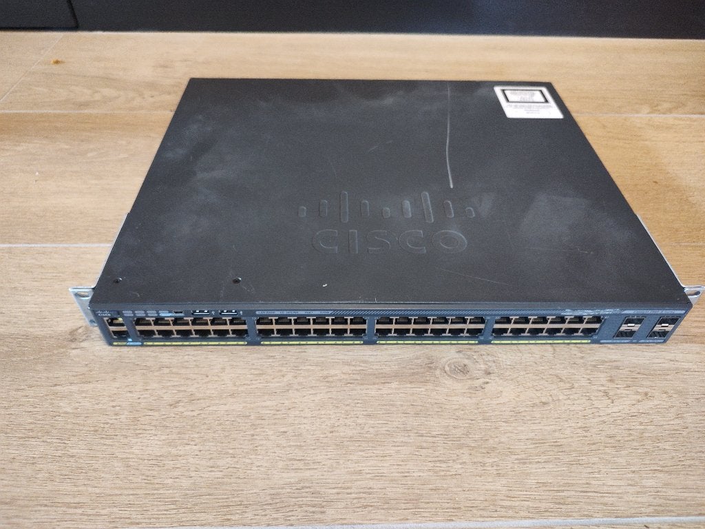 Cisco Catalyst 2960-X 48 koorts POE switch, Ophalen