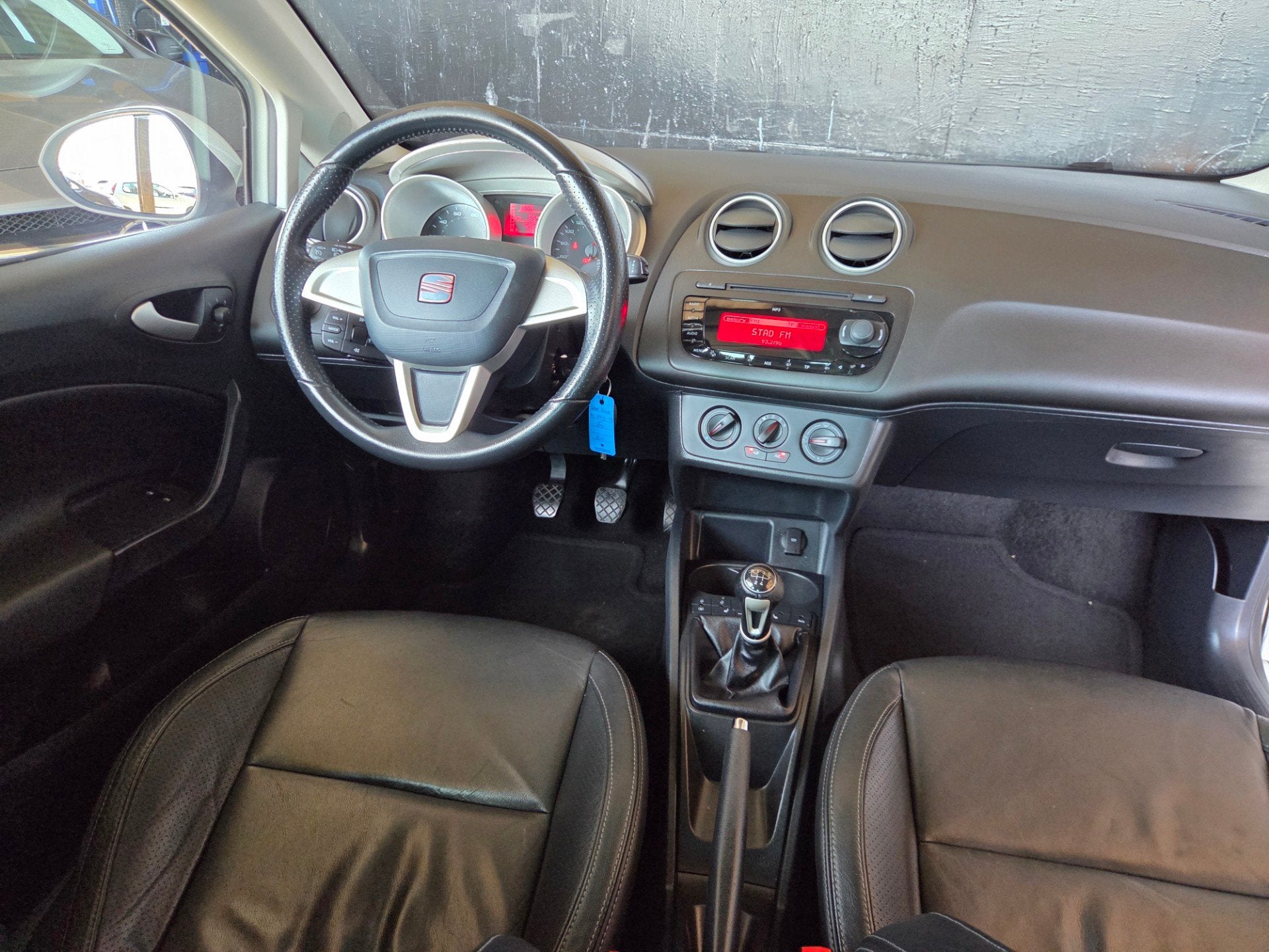Seat Ibiza SC 1.2 TSI Armin Limited Edition | Panodak | Lede, Voorwielaandrijving, Euro 5, 990 kg, Leder