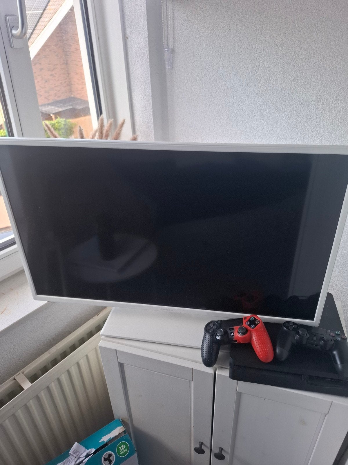PS4 Slim 500GB + TV + 2 controllers + 3 games, Ophalen, Met 2 controllers, Nieuw, Slim