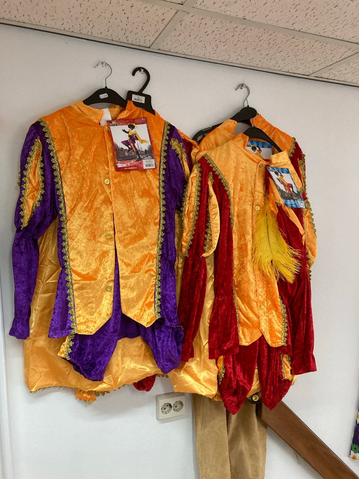 Sinterklaas Pietenpakken - Nieuw in verpakking, Ophalen of Verzenden, Nieuw, Pak of Jurk