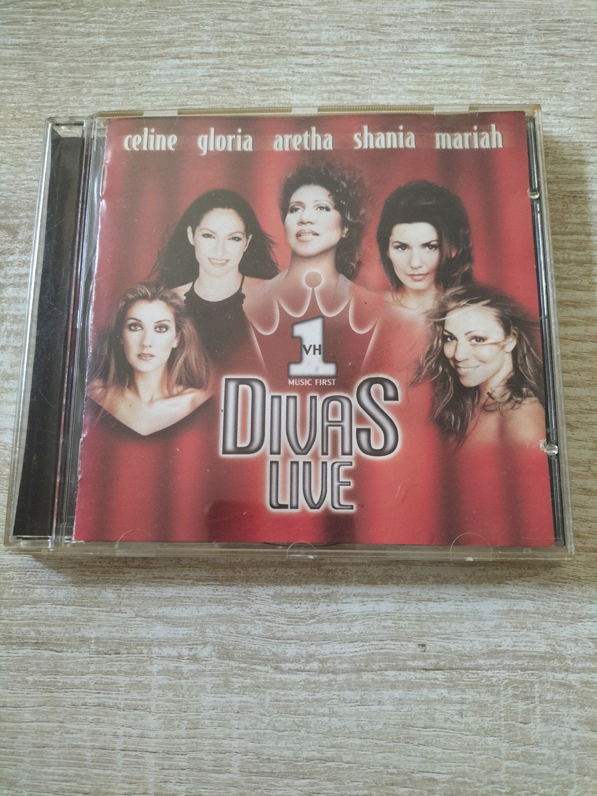 Vh-1 - divas live, Verzenden
