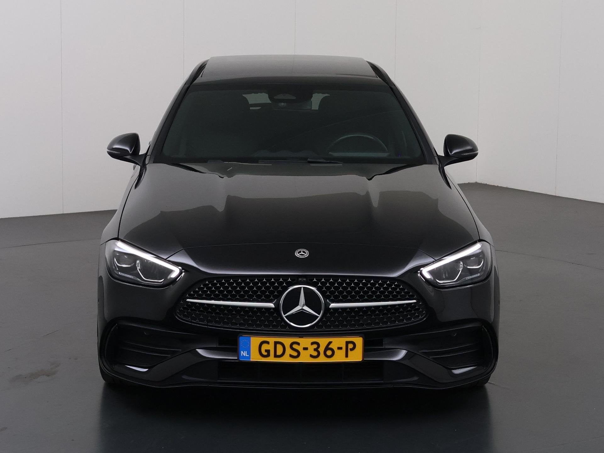 Mercedes-Benz C-klasse Estate 180 AMG Line | Massage | Panor, 4 cilinders, Zwart, Origineel Nederlands, C-Klasse