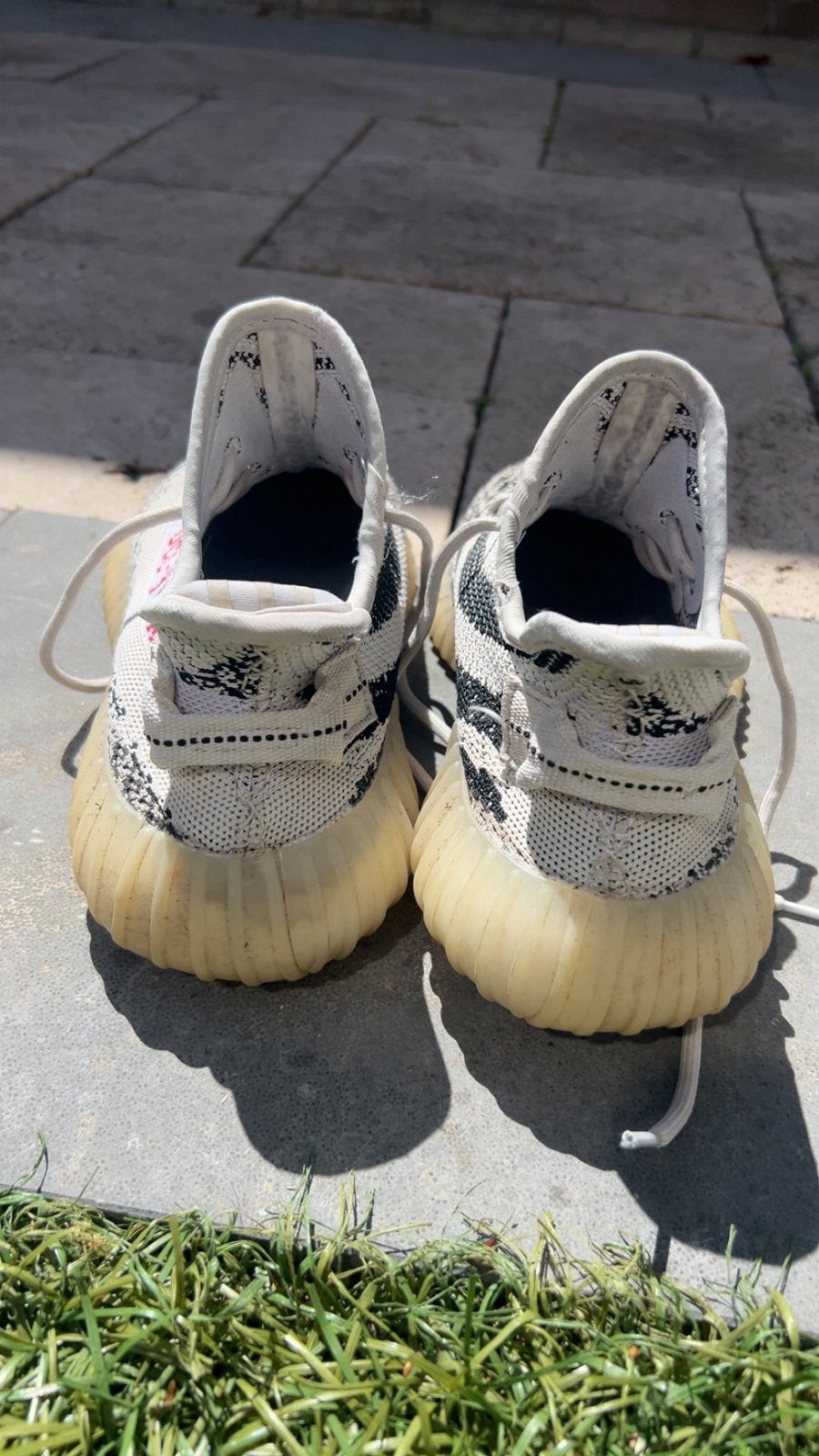 Yeezy boost 350 zebra, Ophalen, Gebruikt, Schoenen
