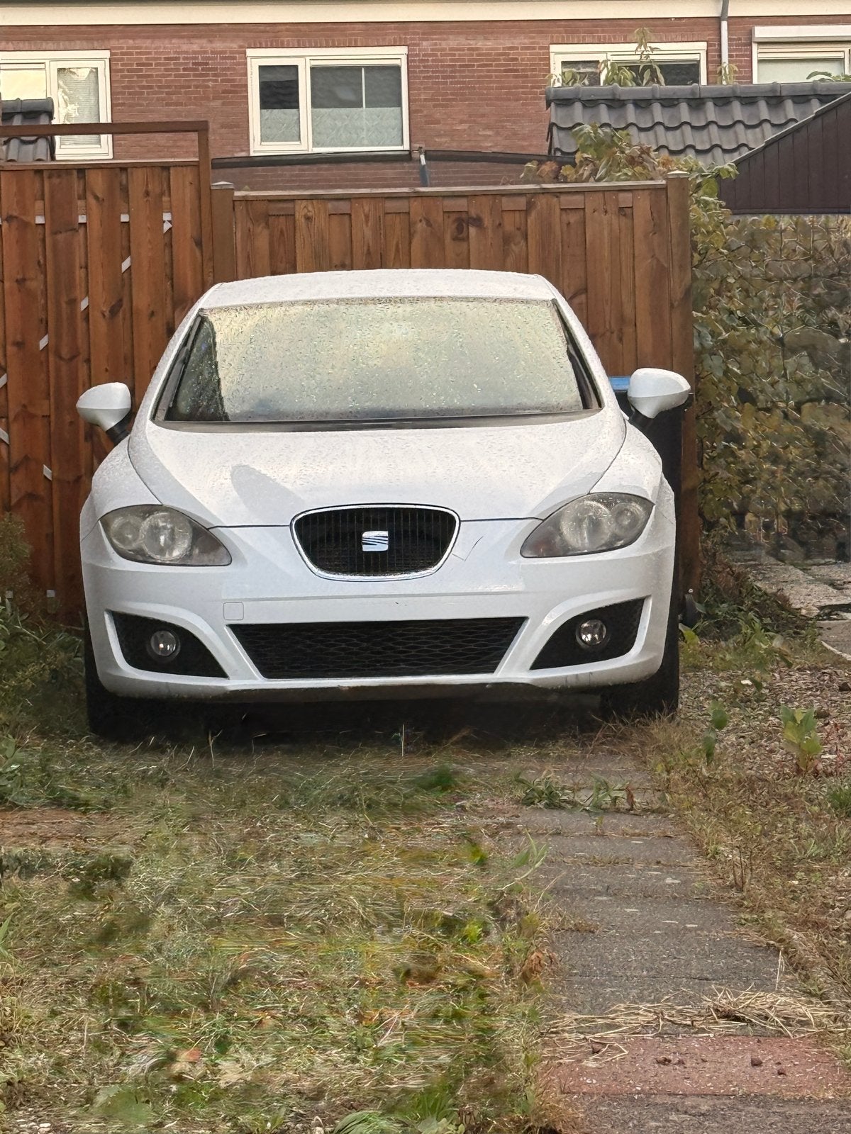 Seat Leon 1.2 TSI 77KW 2012 Wit, Auto's, Voorwielaandrijving, 4 cilinders, Leon, Wit