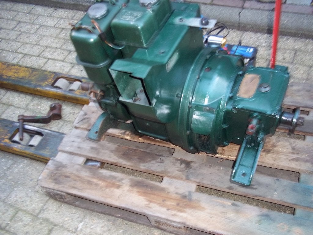 1 cilinder lister  met keerkoppeling en elektrische gestart, 5 tot 10 pk, Binnenboordmotor, Diesel, Ophalen of Verzenden