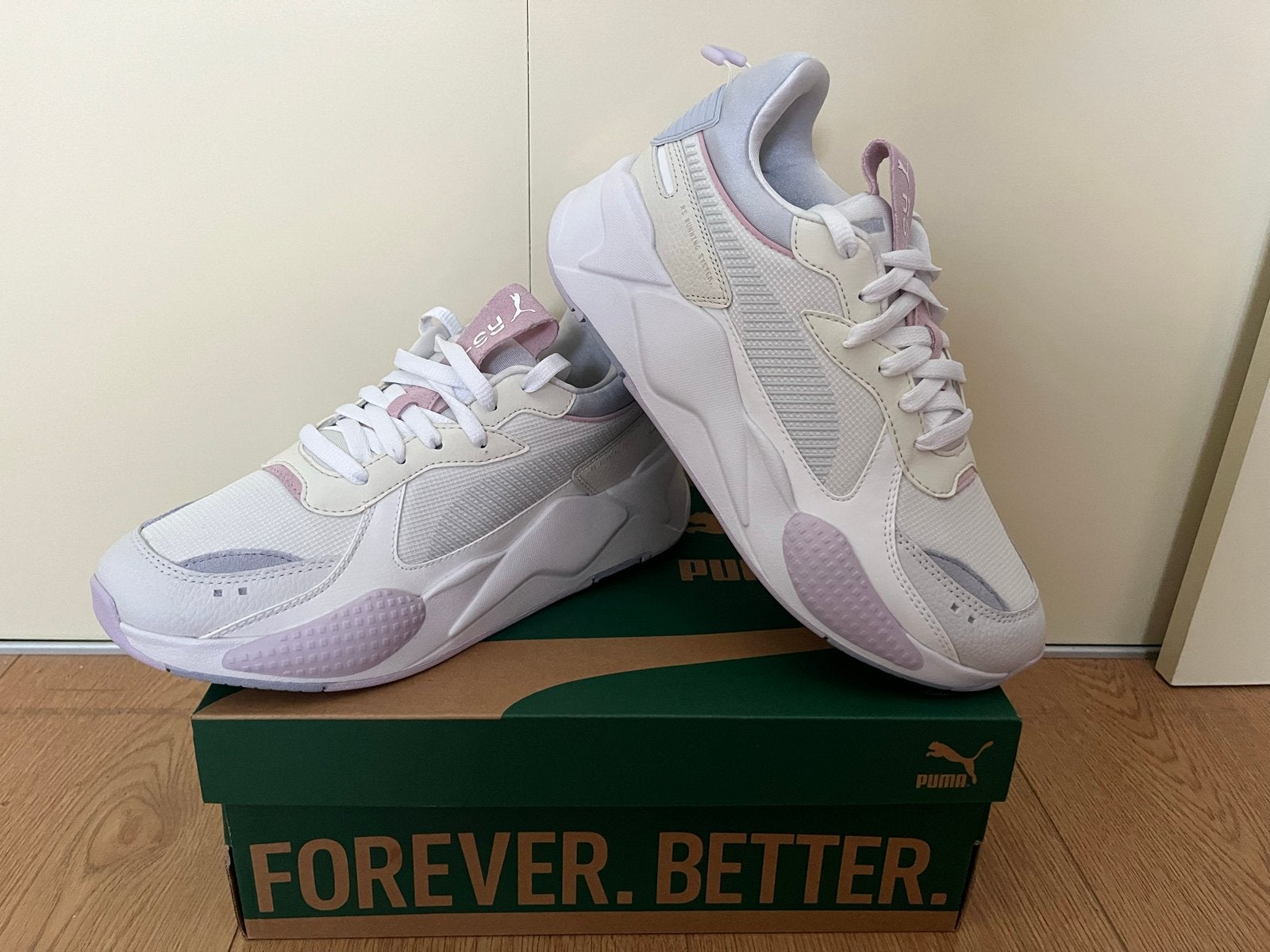Puma RS-X Soft Dames Sneakers - Roze/Paars/Wit - Maat 40, Verzenden, Nieuw, Sneakers of Gympen, Roze
