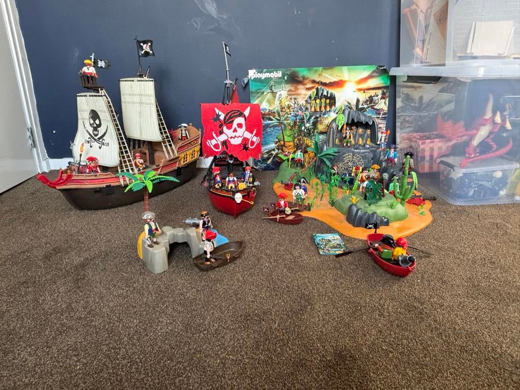 Playmobil Piraten Eiland, Schepen en veel Extra's, Ophalen of Verzenden, Zo goed als nieuw, Complete set