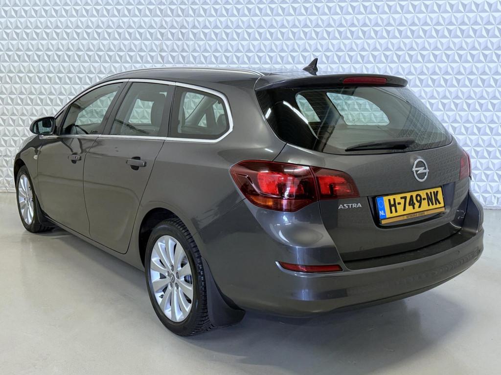 Opel ASTRA SPORTS TOURER 1.4 Turbo Sport / 185.000km (2011), Auto's, Euro 5, Gebruikt, 4 cilinders, 700 kg