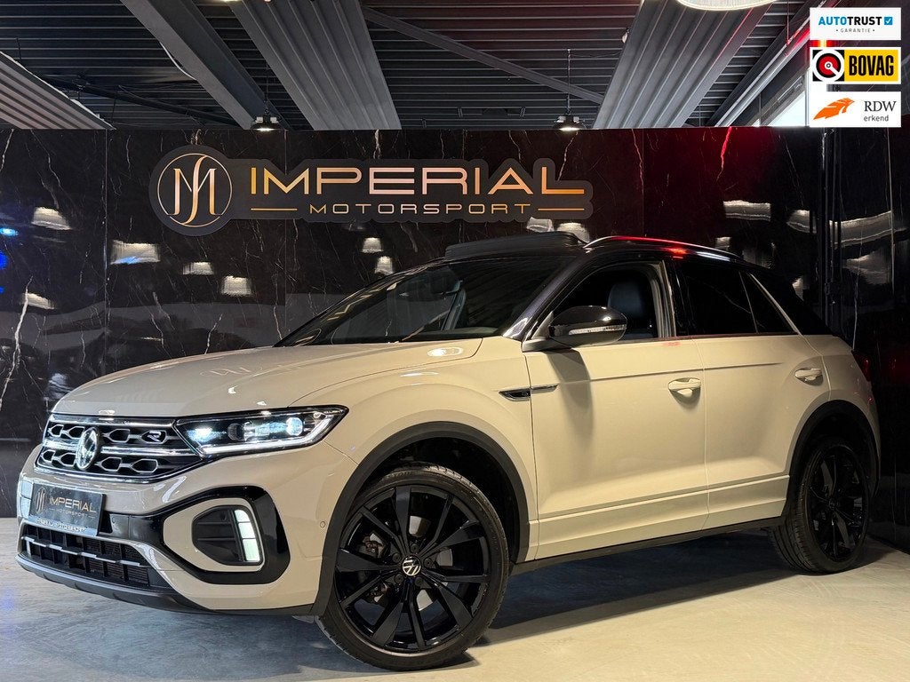 Volkswagen T-Roc 1.5 TSI R-Line Pano|Keyl|Cam|Trekhaak, Auto's, Volkswagen, 4 cilinders, 150 pk, Beige, Bedrijf