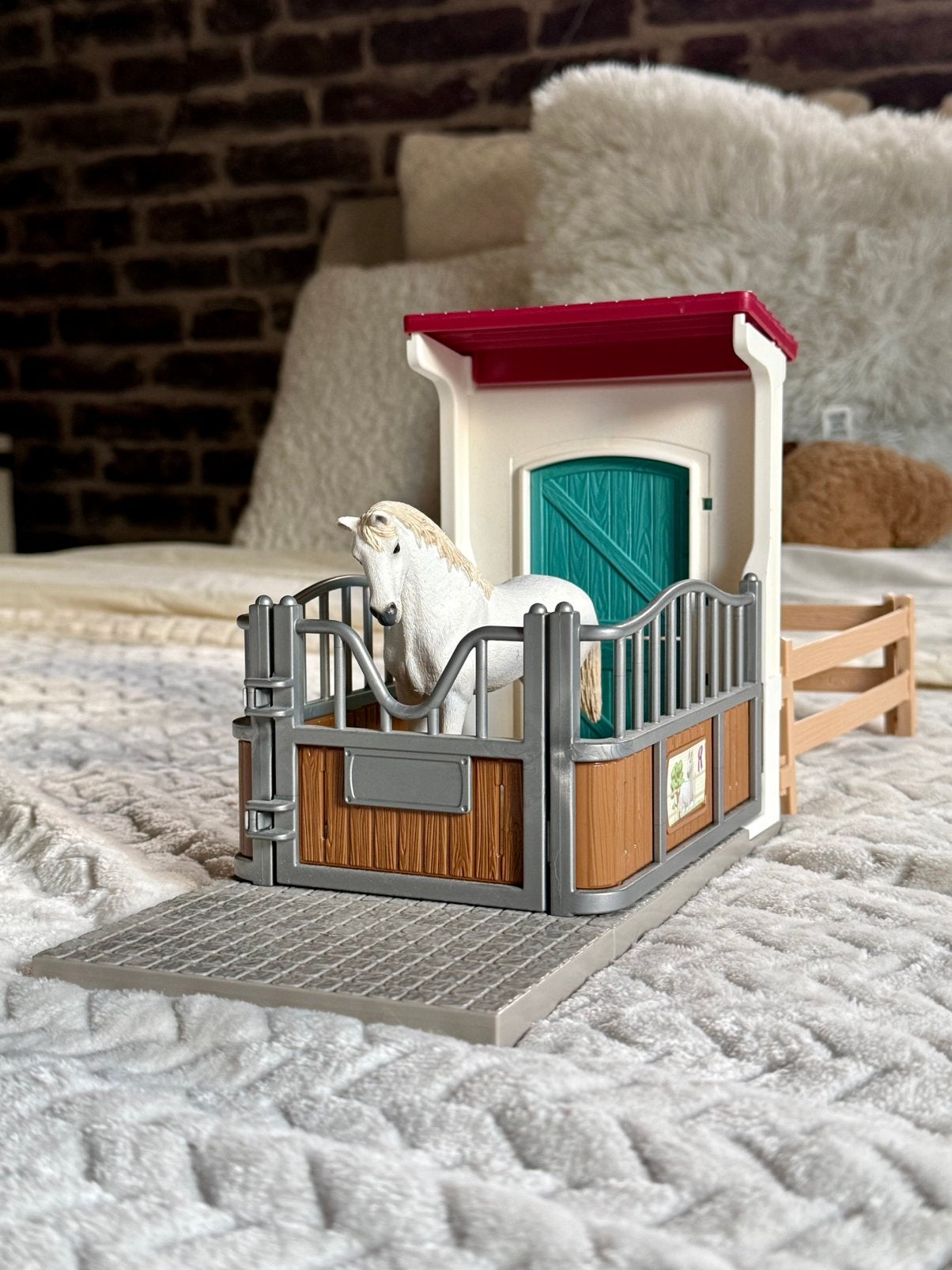 Schleich horse club stal, Verzamelen, Ophalen of Verzenden, Zo goed als nieuw, Poppenhuis