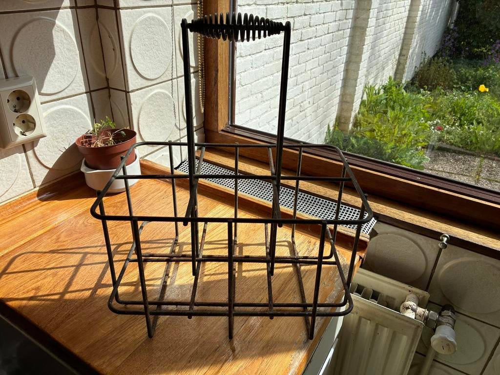 Vintage melkflessen houder, Ophalen