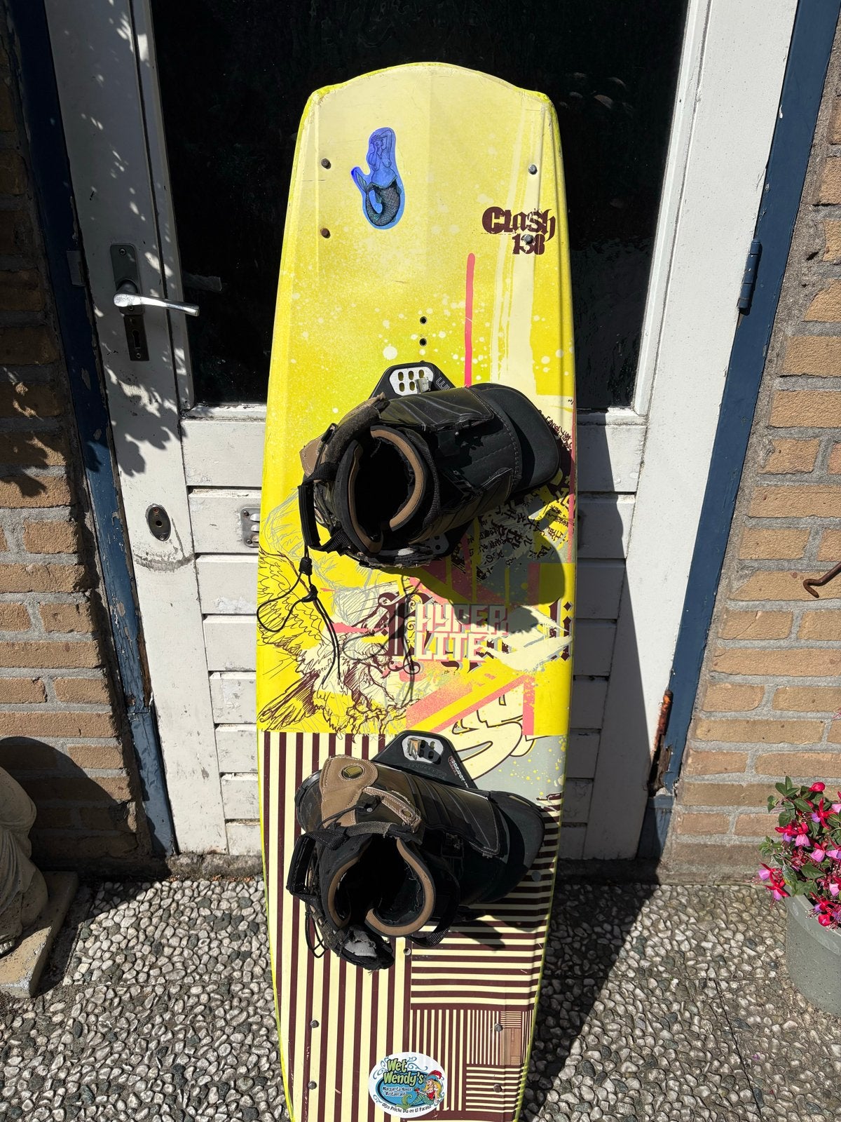 Hyperlite Clash 134 Wakeboard met bindingen, Ophalen, Gebruikt, Board en Schoenen