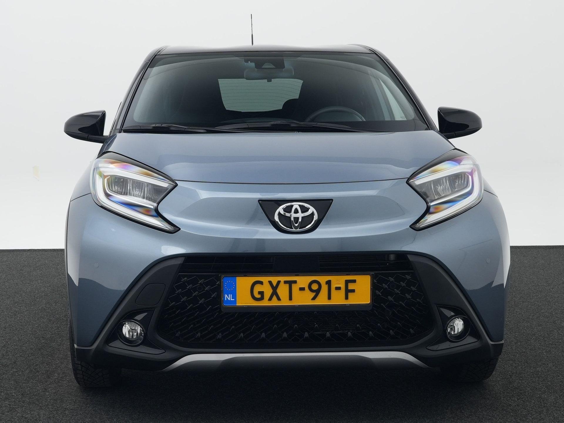 Toyota Aygo X 1.0 VVT-i MT Envy | Achteruitrijcamera | Clima, Gebruikt, 4 stoelen, Leder en Stof, Origineel Nederlands