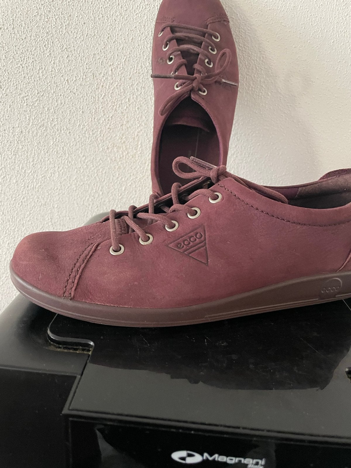 Ecco sneakers bordeauxrood maat 39, Ophalen of Verzenden, Gedragen, Rood, Sneakers of Gympen