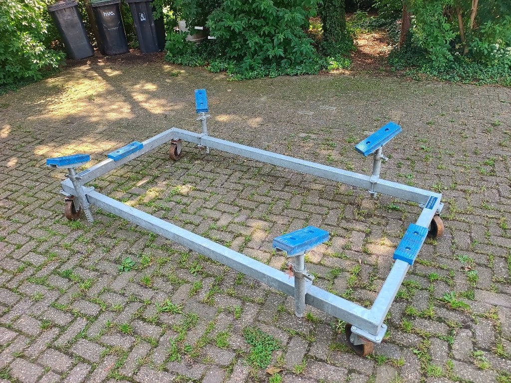 te koop verrijdbare botenbok, Watersport en Boten, Boottrailers, Ophalen, Gebruikt, 1500 tot 3000 kg, Sloepentrailer
