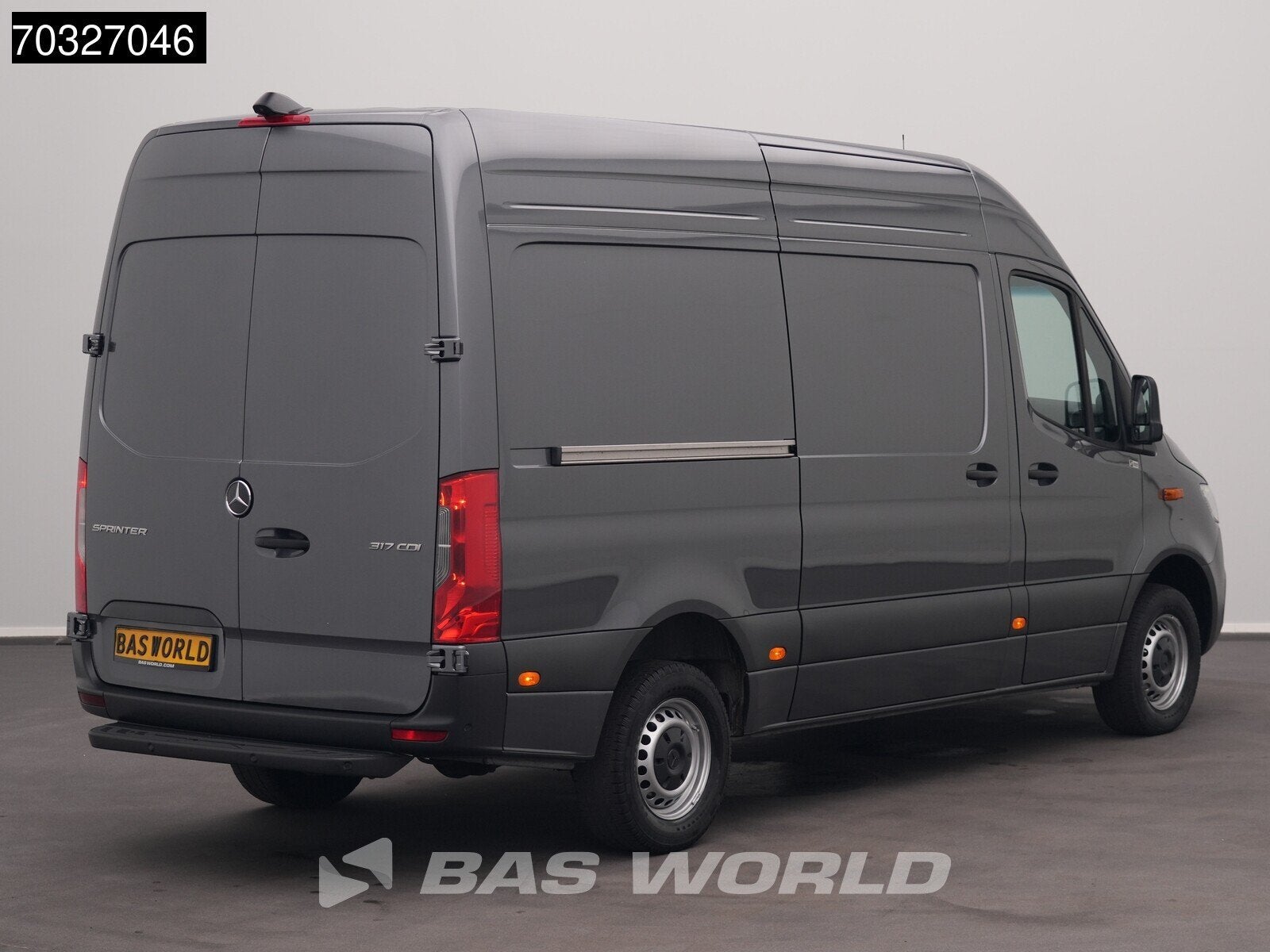 Mercedes Sprinter 317 CDI Automaat L2H2 170PK LED Navi Airco, Automaat, Stof, Gebruikt, Euro 6