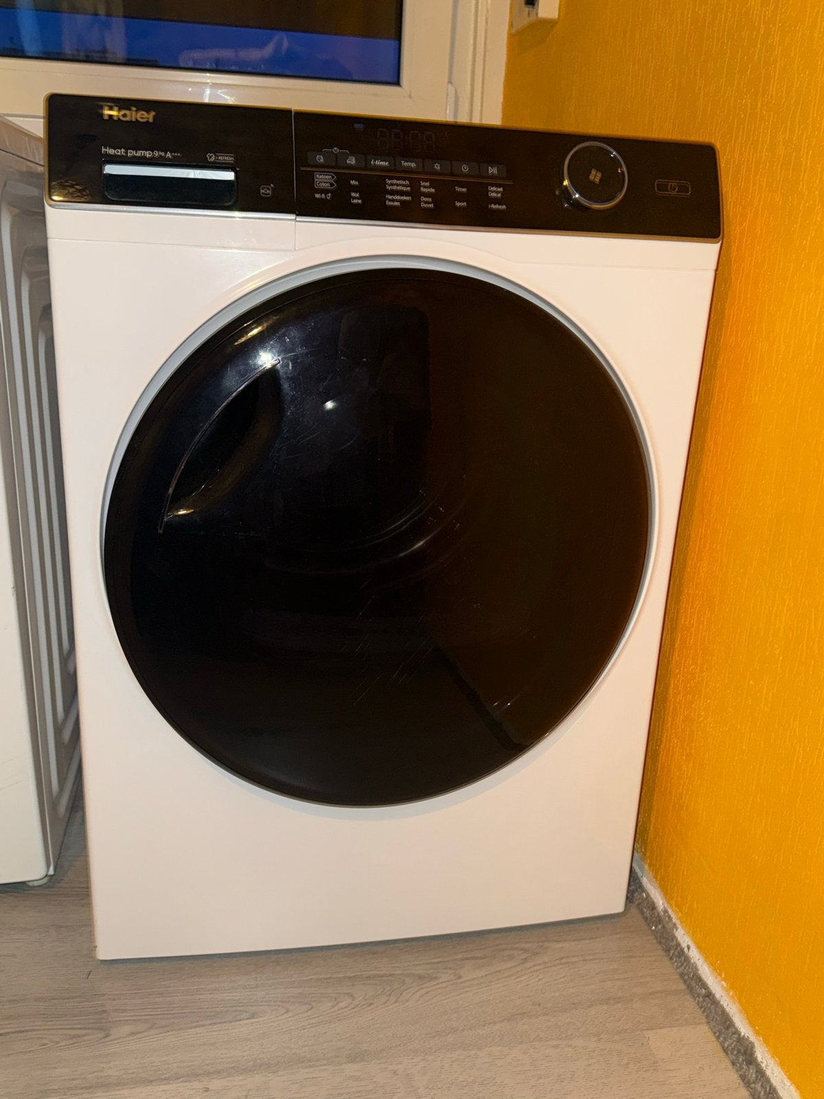 Gratis Haier warmtepompdroger, Ophalen, Gebruikt, 8 tot 10 kg, Voorlader