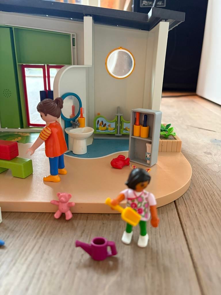 Playmobil Kinderdagverblijf met veel accessoires, Ophalen of Verzenden, Gebruikt