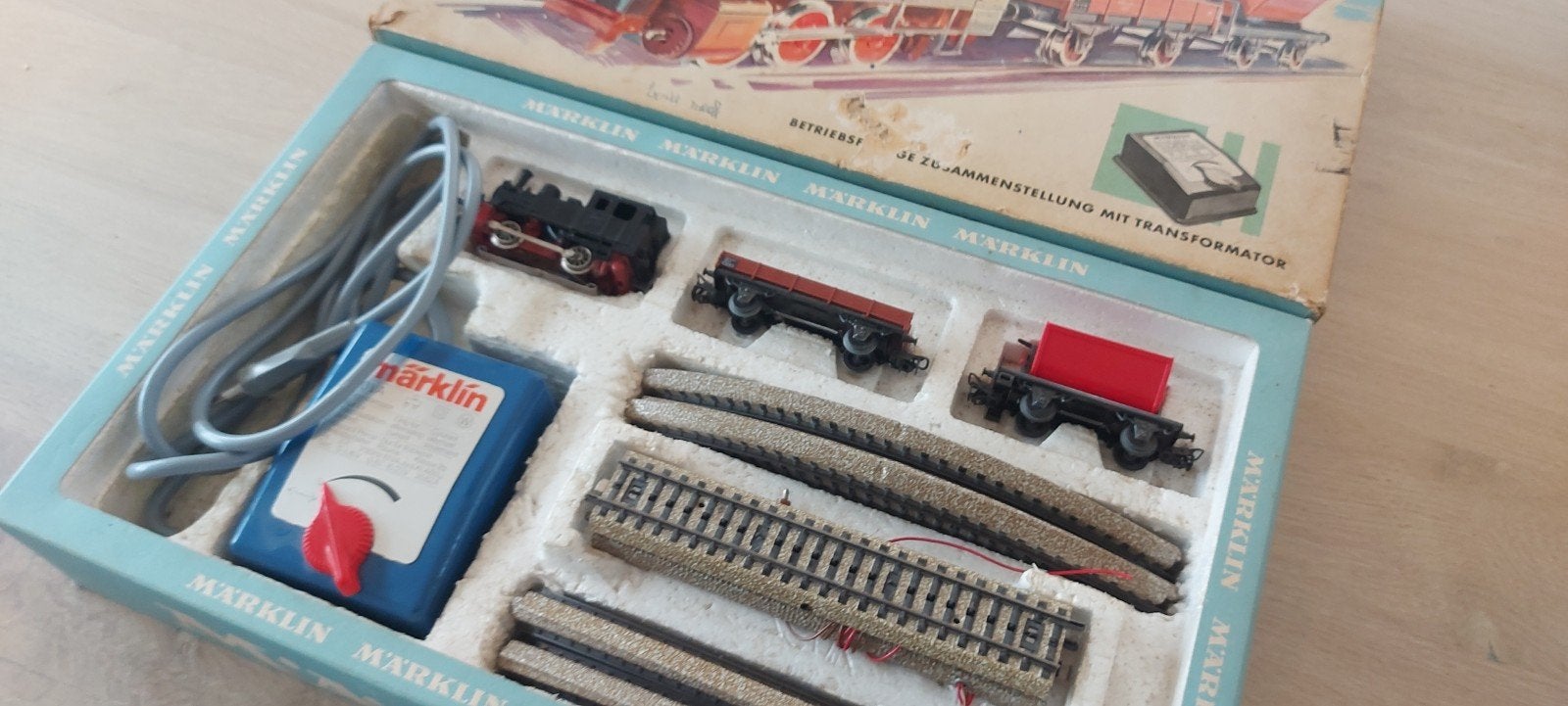Märklin DB beginnersset loc, wagens, rails, trafo artnr 2923, Wisselstroom, Locomotief, Ophalen of Verzenden, Zo goed als nieuw