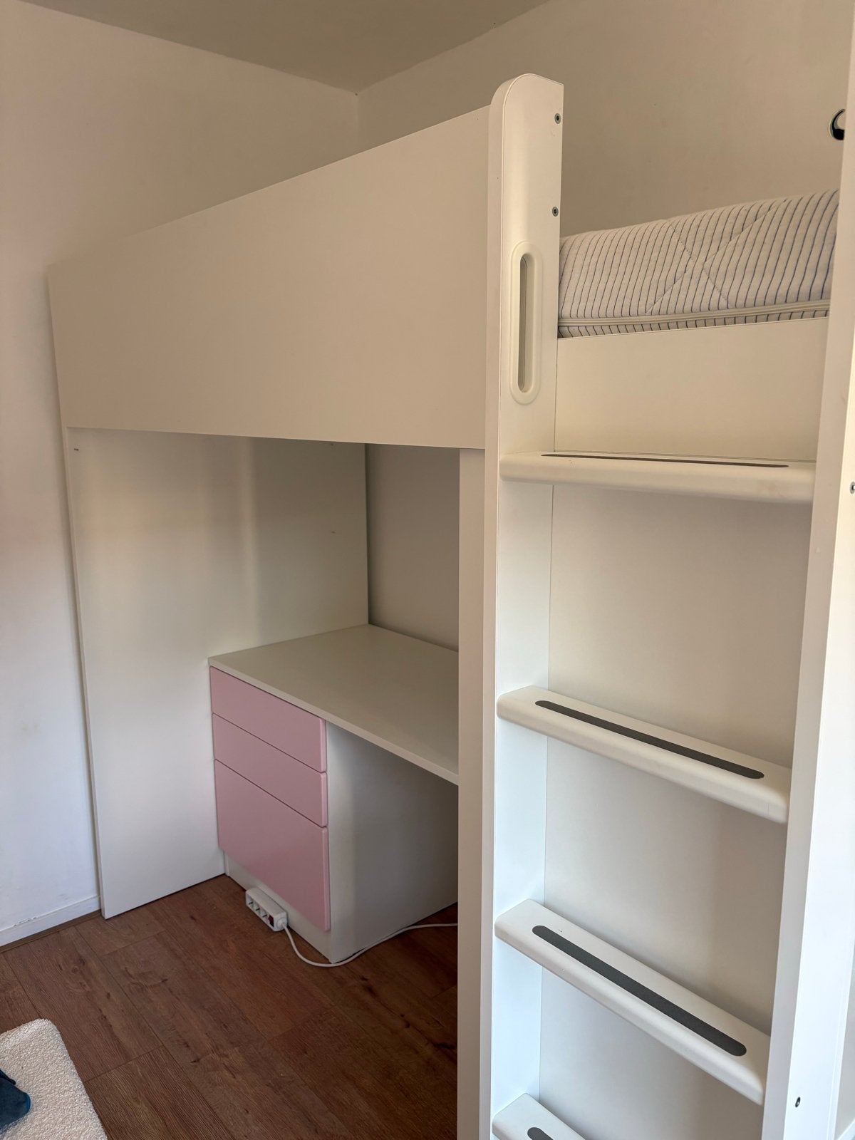 IKEA Hoogslaper met bureau en opbergruimte (incl. matras), Huis en Inrichting, Ophalen, Eenpersoons, Zo goed als nieuw, 200 cm