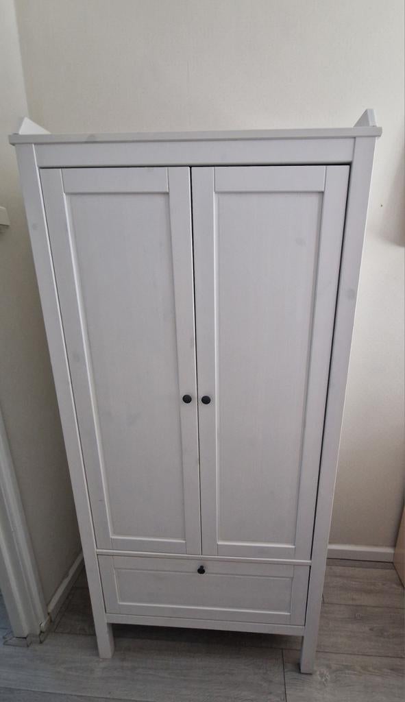 Mooie Ikea kinderkledingkast wit., Kinderen en Baby's, Kinderkamer | Commodes en Kasten, Ophalen, Minder dan 75 cm, 105 cm of meer