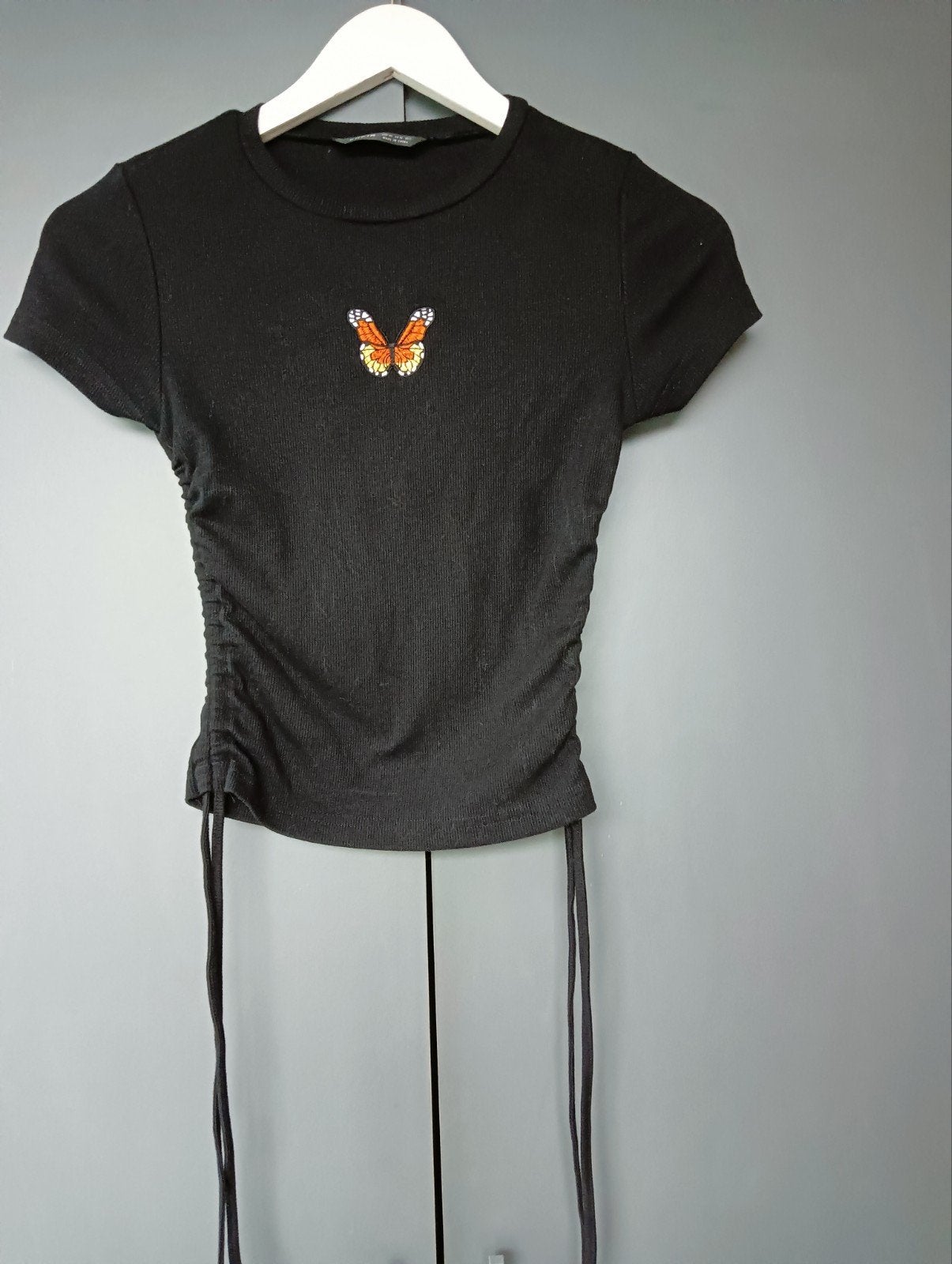 shirt met vlinder borduursel mt XS/34, Kleding | Dames, Zwart, Ophalen of Verzenden, Zo goed als nieuw, Korte mouw