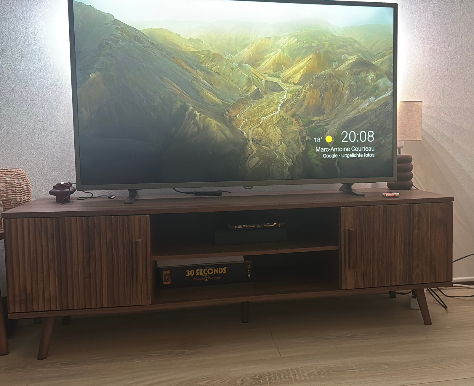 Tv meubel - Leen Bakker Imre walnoot 45x140x40, Ophalen, Zo goed als nieuw, 25 tot 50 cm, Minder dan 100 cm
