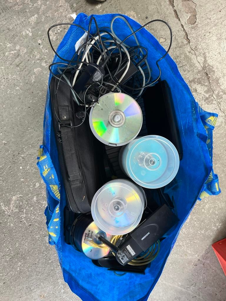 Partij diverse : telefoon, router en laptops etc .., Ophalen, Gebruikt
