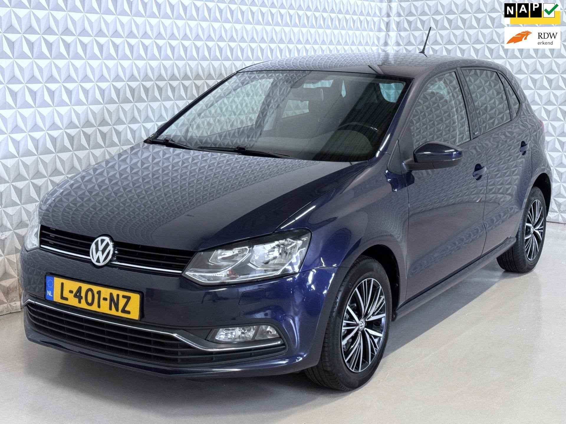 Volkswagen Polo 1.0 5drs ALLSTAR Airco ECC Navigatie (2017), Stof, Euro 6, Blauw, Elektrische ramen