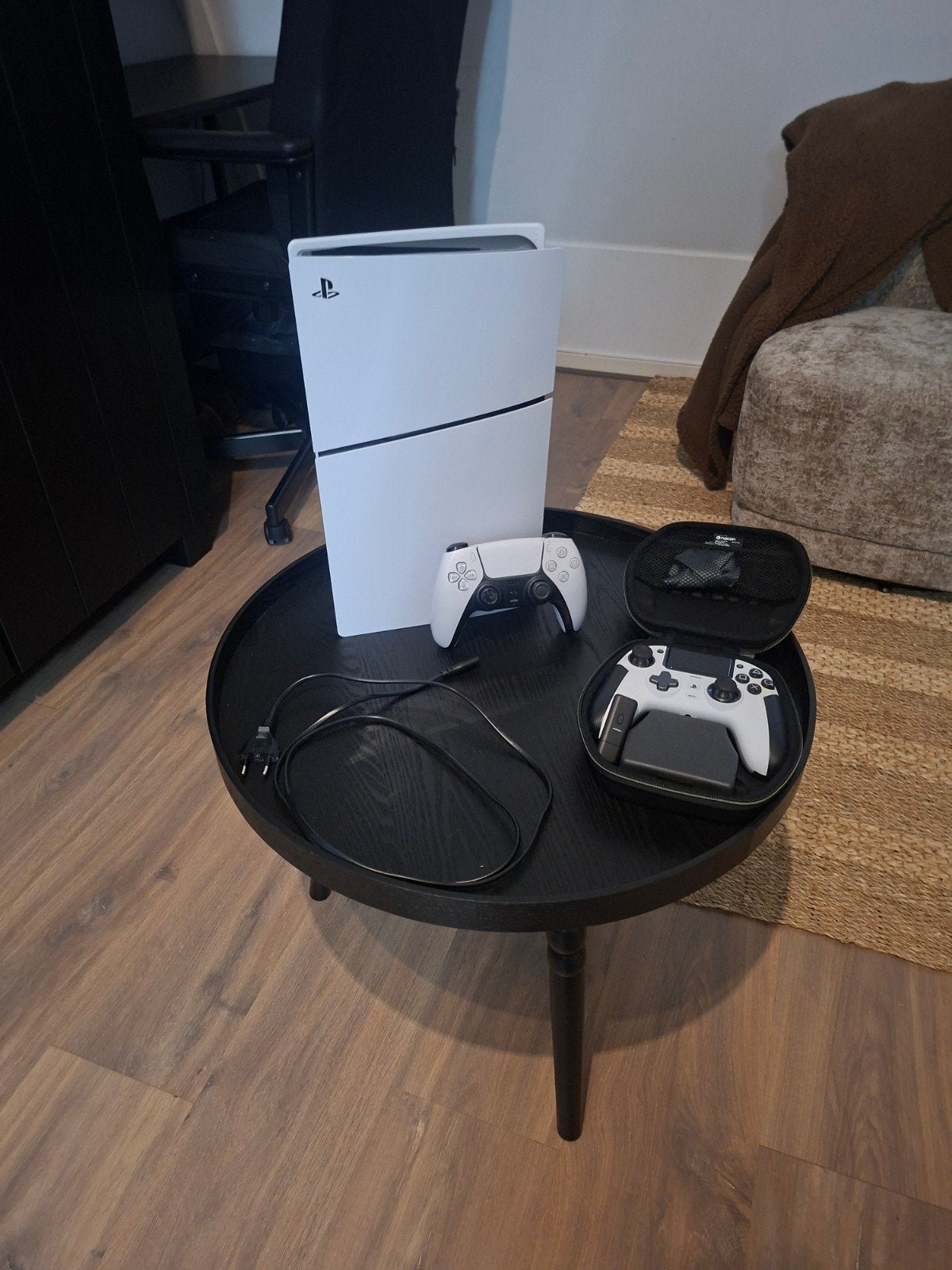 Ps5 met normale controllee en pro controller, Ophalen