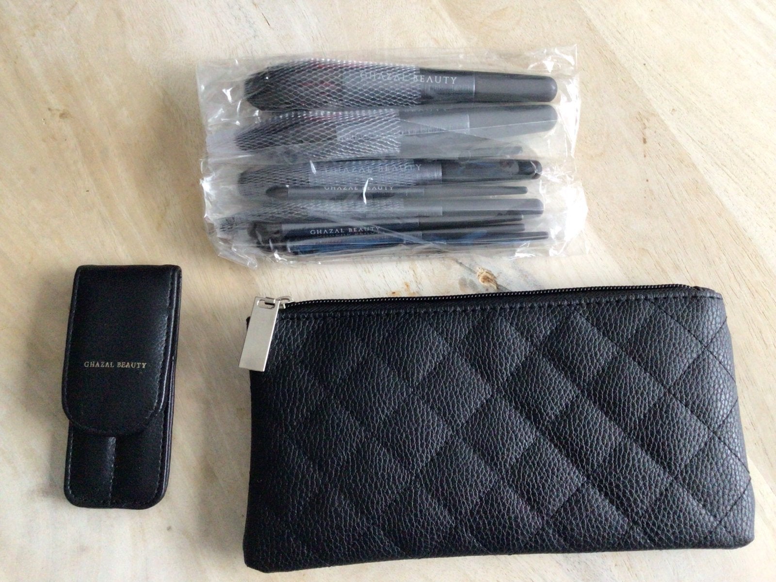 Ghazal Beauty Make-up Kwasten Set met Etui - Nieuw, Ophalen, Gehele gezicht, Zwart, Nieuw