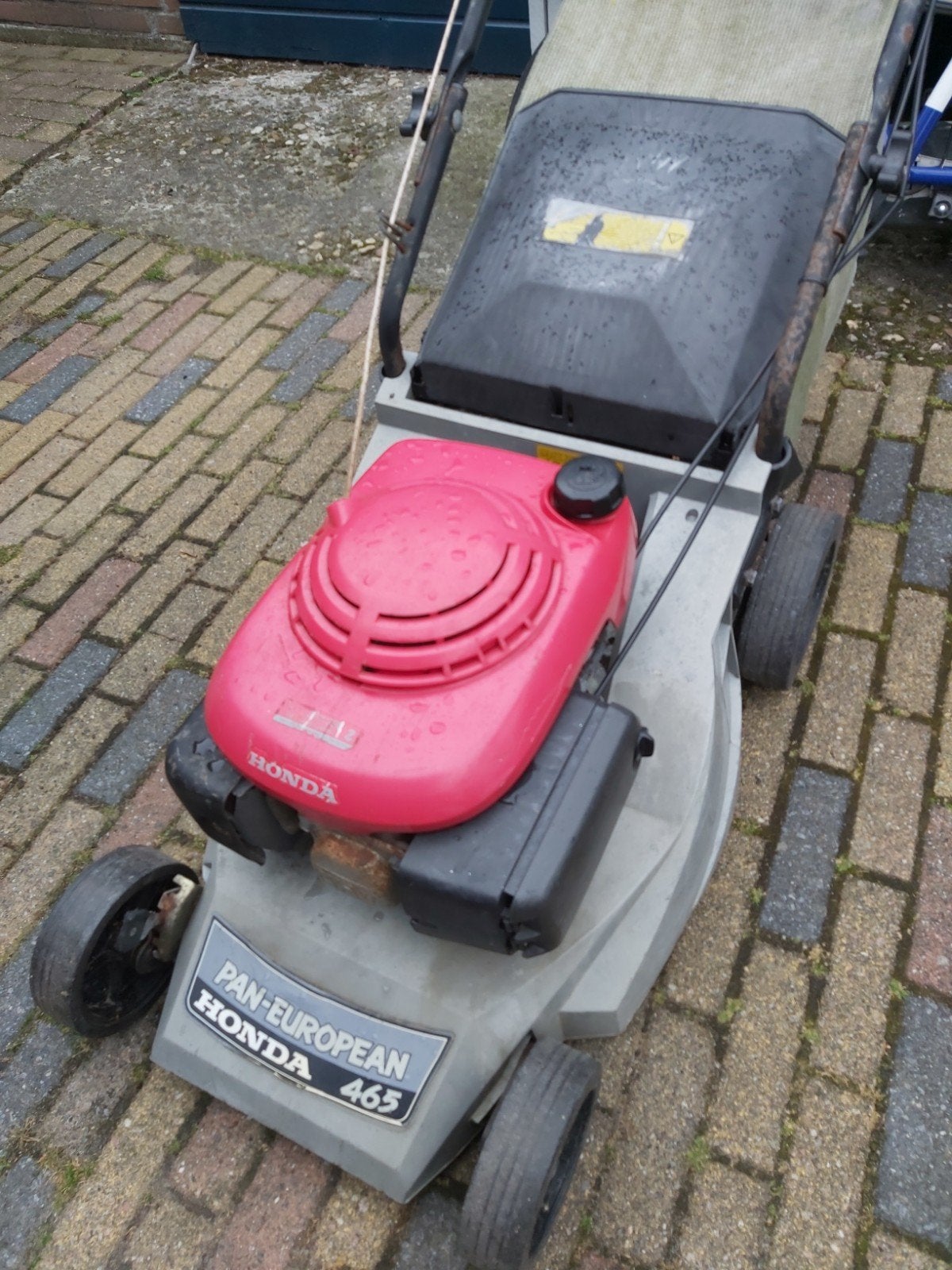 DEFECTE HONDA 465 BENZINE MAAIER  HIJ VONKT NIET  ZIE FOTO'S, Ophalen