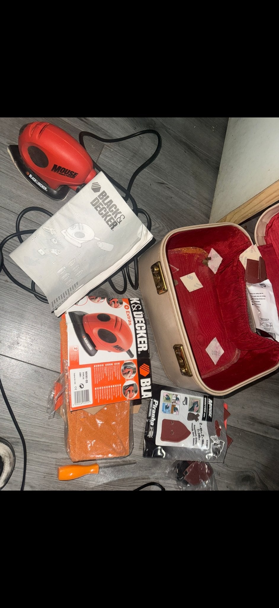 Black & Decker Mouse schuurmachine met accessoires, Ophalen of Verzenden, Gebruikt, Minder dan 600 watt, Overige typen