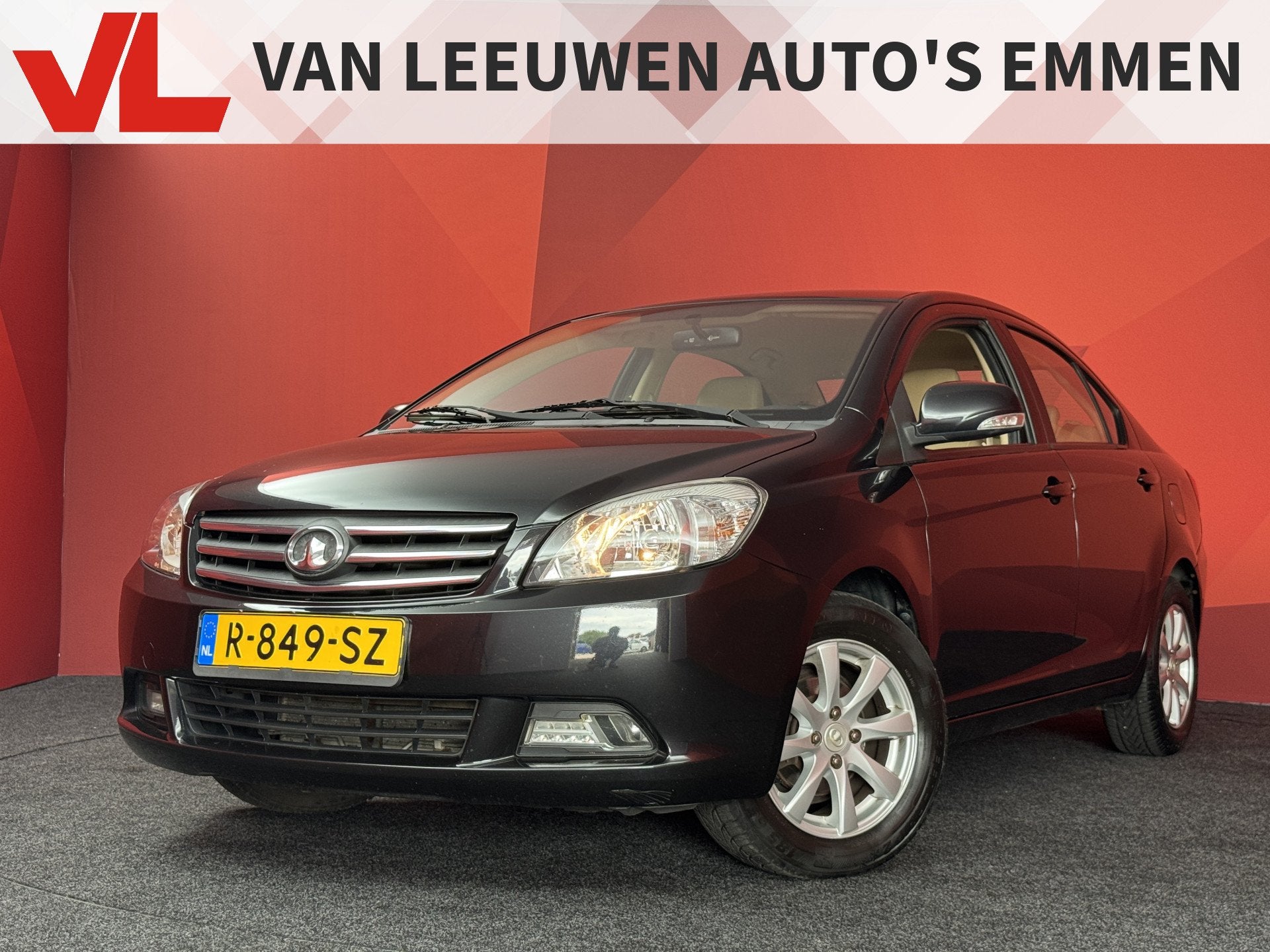 Great wall motor company VOLEEX C30 | Leer | Stoel Verwarmin, Auto's, Overige Auto's, Euro 5, 1497 cc, Gebruikt, Beige