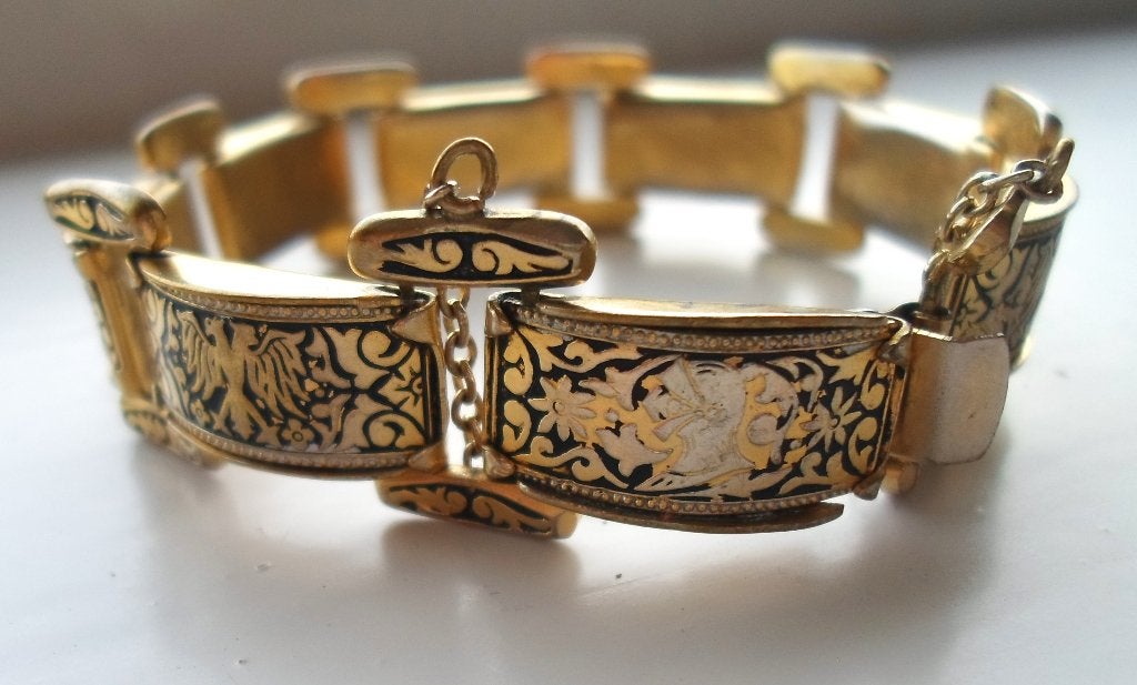 Armband Damascen/ Toledo. Met veiligheidsketting, Ophalen of Verzenden, Zo goed als nieuw, Goud, Overige materialen