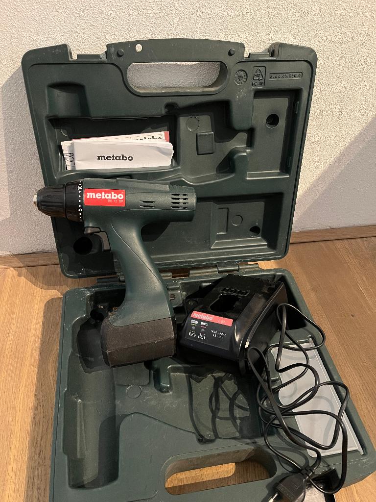 Metabo schroef- en boormachine met accu, oplader en koffer, Ophalen, Variabele snelheid, Boor- en Schroefmachine, Gebruikt