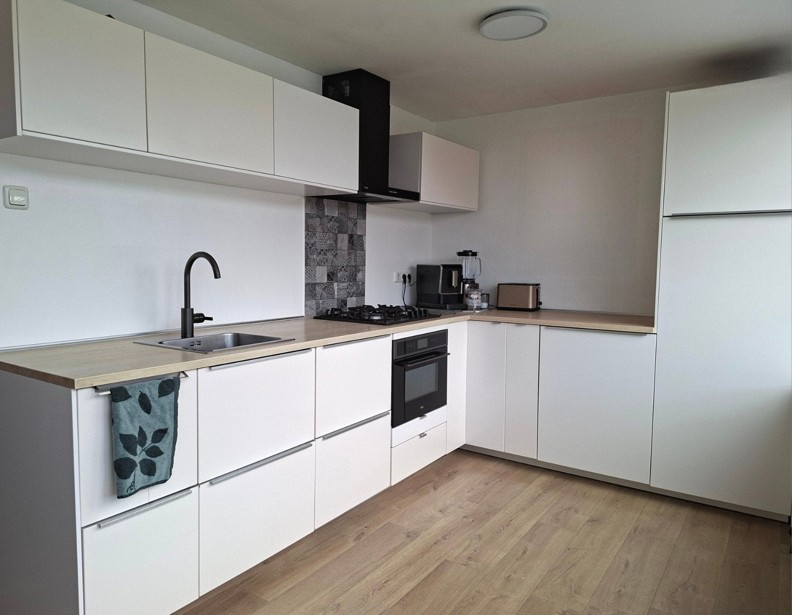 IKEA Metod Keuken met VEDDINGE fronten, incl. vaatwasser etc, Ophalen, Wit, Hoekkeuken, Zo goed als nieuw
