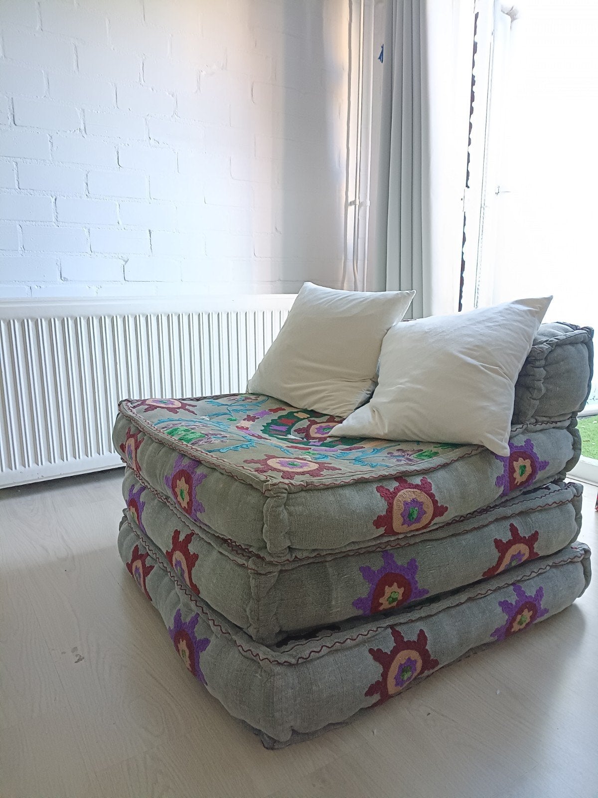 9 LANTERFANT MODULAIRE LOUNGEKUSSENS / PALLET GRIJS OOSTERS, Huis en Inrichting, Banken | Voetenbanken en Poefen, Ophalen