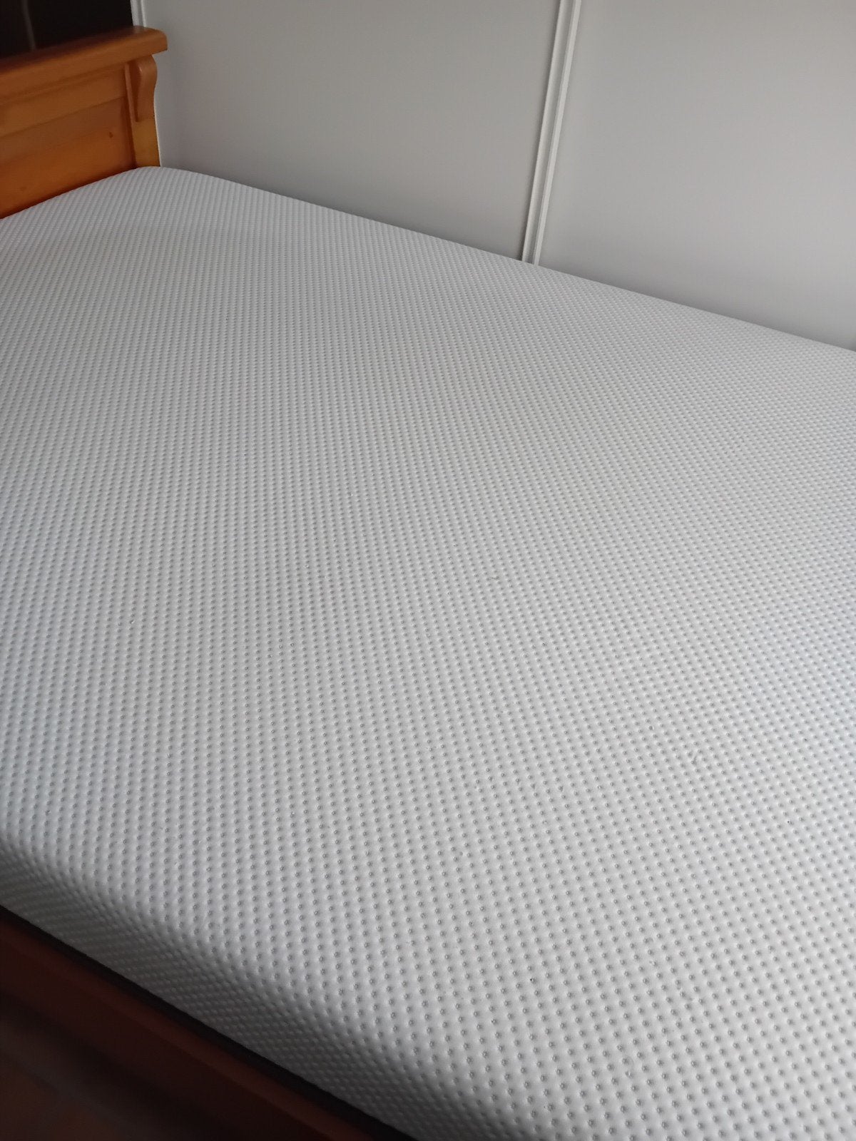 Massief houten bed,met luxe bodems, Ophalen, Gebruikt, Tweepersoons, 140 cm