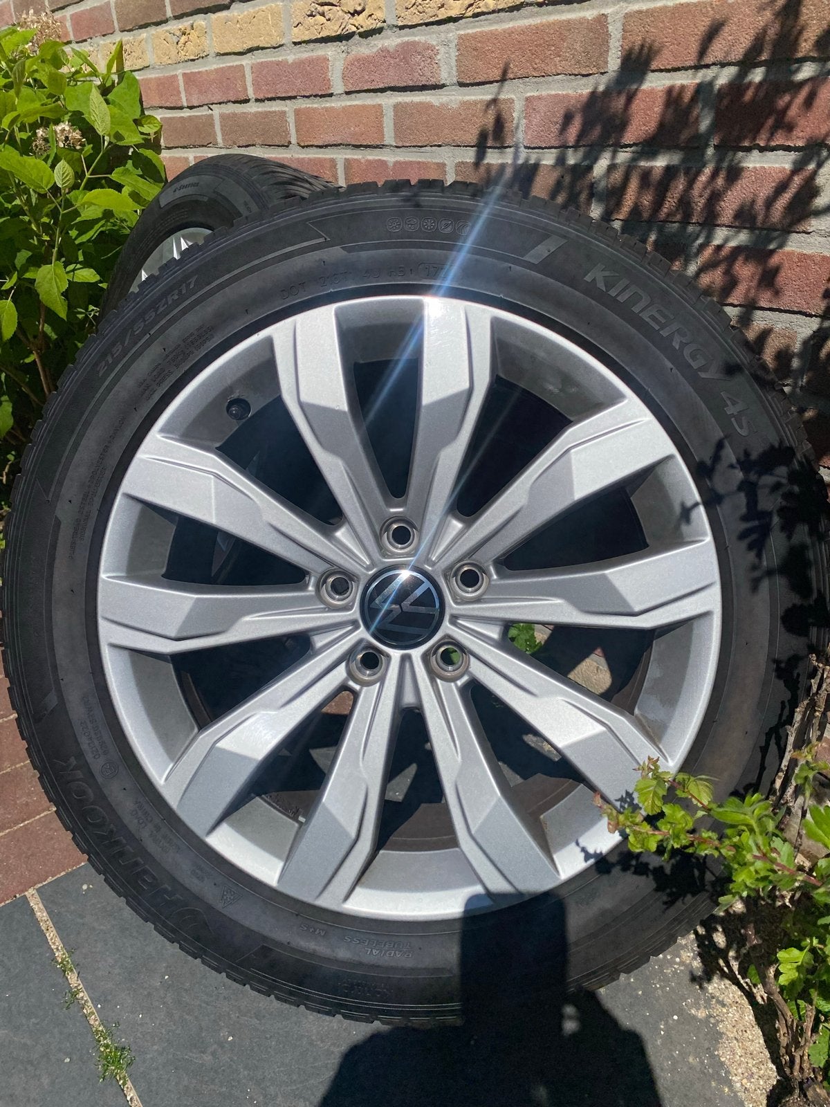 VW T-roc 17 inch velgen met Hankook 4-seizoenenbanden, Banden en Velgen, 17 inch, Ophalen of Verzenden, All Season