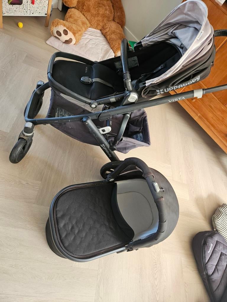 UppaBaby Vista Duo kinderwagen met toebehoren, Kinderen en Baby's, Kinderwagens en Combinaties, Gebruikt, Verstelbare duwstang