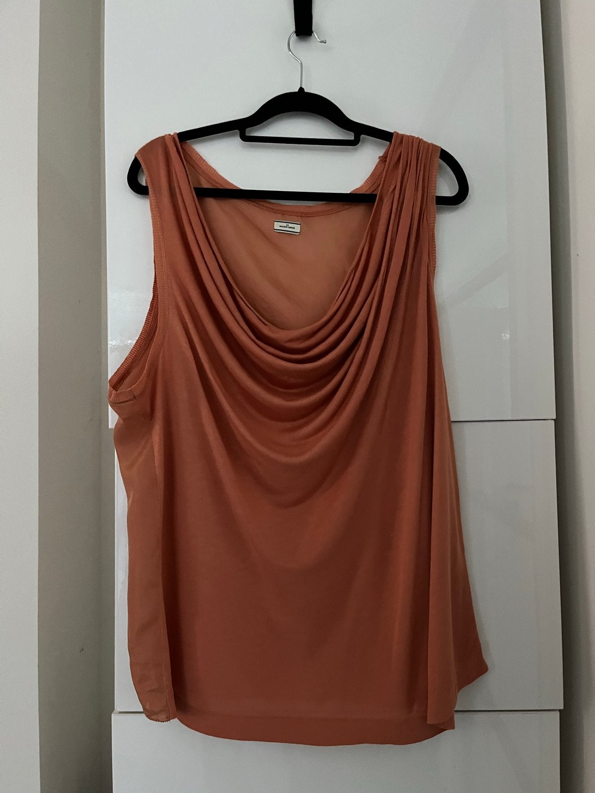 By Malene Birger Lakia langere top maat L, Ophalen, Maat 42/44 (L), Oranje, Zo goed als nieuw