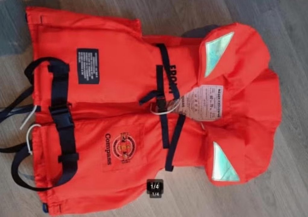 Compass reddingsvest 60-70kg met fluitje zgan, Ophalen of Verzenden, Zo goed als nieuw, Dame of Heer, Reddingsvest of Zwemvest