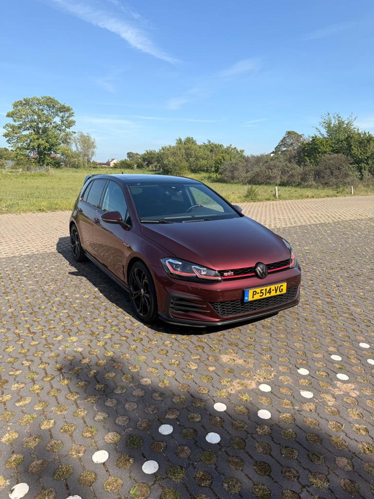Volkswagen Golf 2.0 TSI 245pk 7-DSG 2019 Rood, Auto's, Stof, Zwart, 4 cilinders, 1984 cc