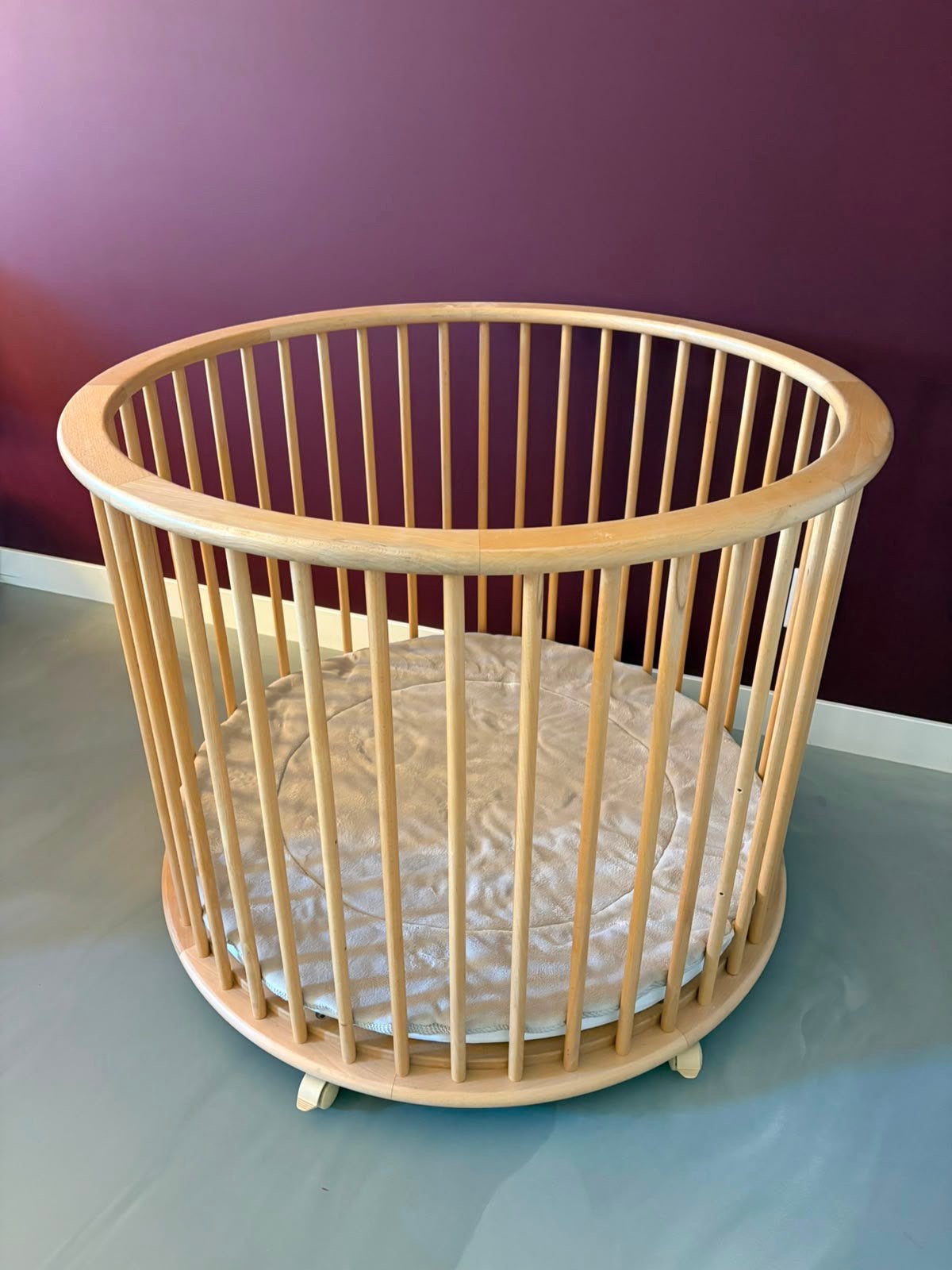Ronde houten box, Kinderen en Baby's, Ophalen, Zo goed als nieuw, Wieg